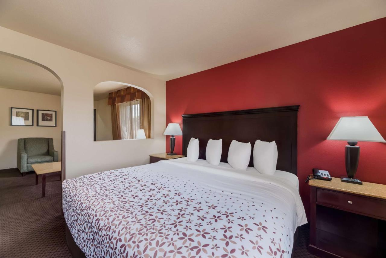Surestay Plus Hotel By Best Western Silver City Dış mekan fotoğraf